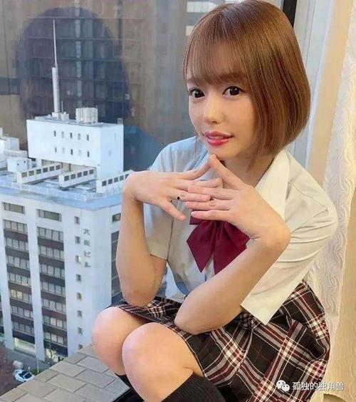 浜崎真绪在线观看,在线观看的绝色演绎,带你领略日本女神的魅力 第2张 浜崎真绪在线观看,在线观看的绝色演绎,带你领略日本女神的魅力 第2张